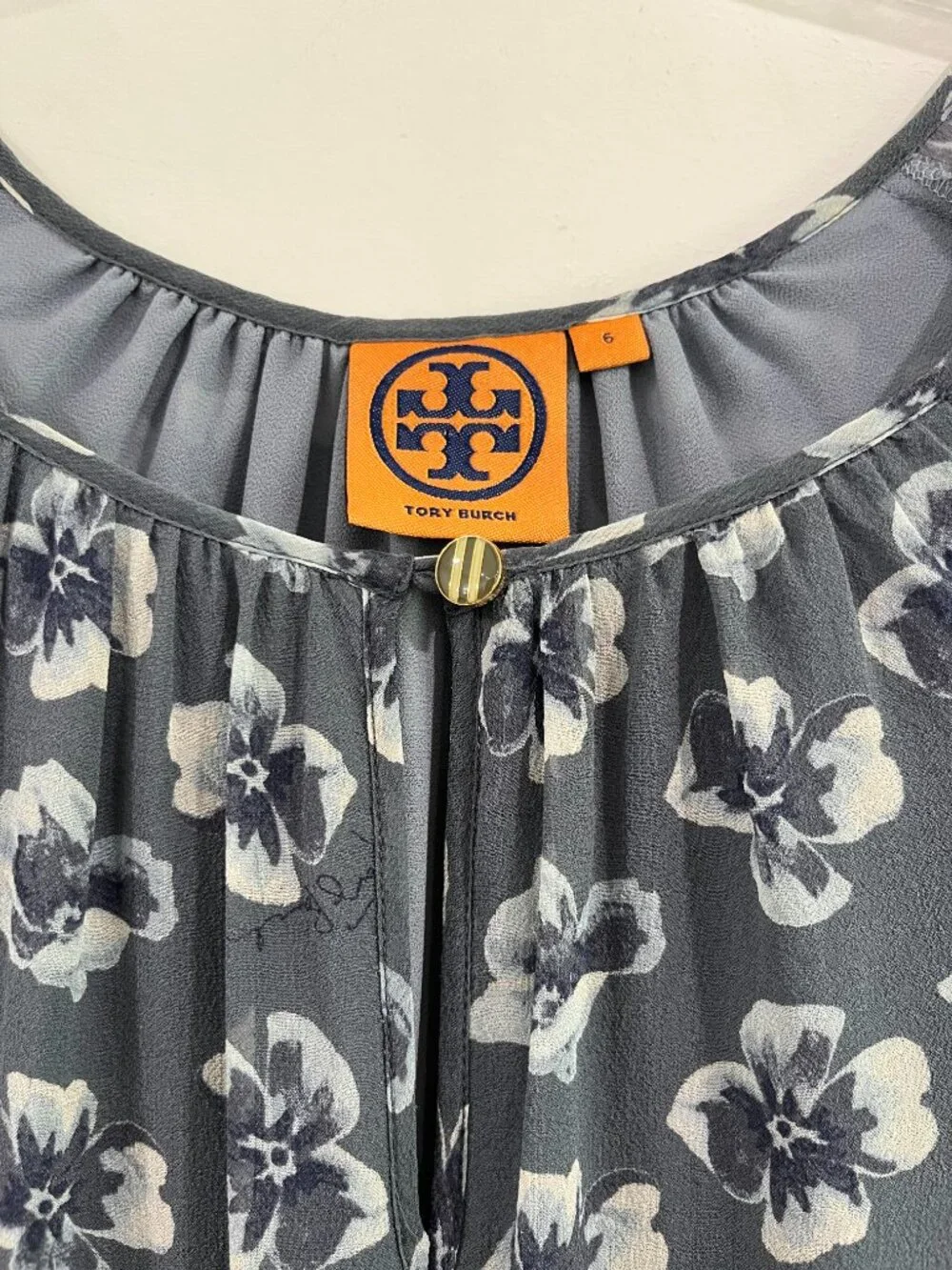 Tory Burch Silk Grey Floral Long Sleeve Blouse Size 6
